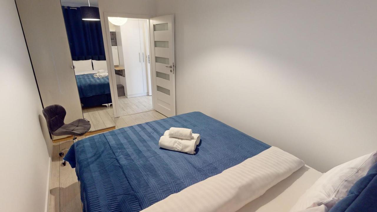Family House Near The Market Square -Perfect For Family & Business Stays - Ksiecia Witolda Street 500 Steps To Market Square - 2 Bedrooms,2 Parking Places Wroclaw Exterior photo